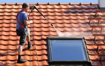 roof cleaning East Croachy, Highland